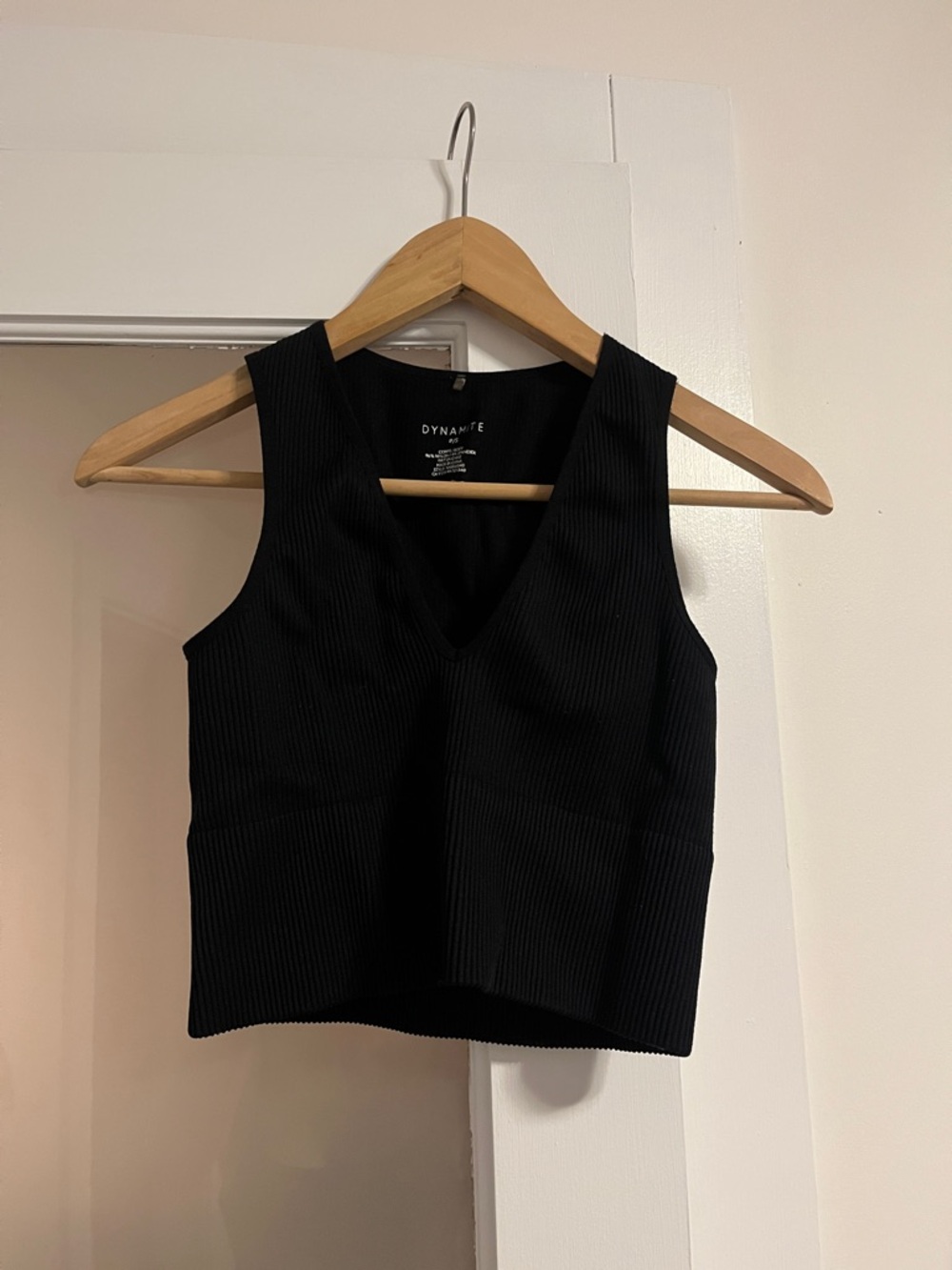 Dynamite Black Ribbed V-Neck Cropped Camisole